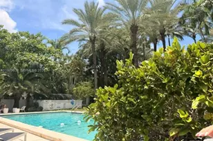 2445 Lake Pancoast Dr, Miami Beach, FL 33140 - Photo 26