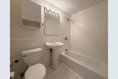 2445 Lake Pancoast Dr #7, Miami Beach, FL 33140 - Photo 22