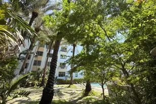 2445 Lake Pancoast Dr, Miami Beach, FL 33140 - Photo 32