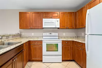 330 SW 2nd Ave #12, Hallandale Beach, FL 33009 - Photo 6