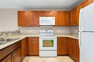 330 SW 2nd Ave, Hallandale Beach, FL 33009 - Photo 6