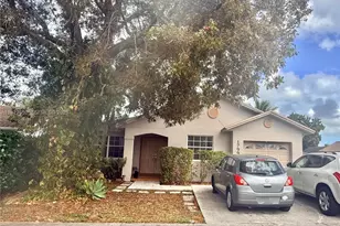 17991 SW 136th Ave, Miami, FL 33177 - Photo 2