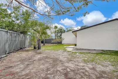 1590 Kia Dr, Homestead, FL 33033 - Photo 32