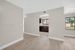 1451 NW 92nd Ave, Pembroke Pines, FL 33024 - Photo 10