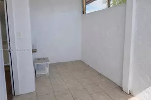 1451 NW 92nd Ave, Pembroke Pines, FL 33024 - Photo 50