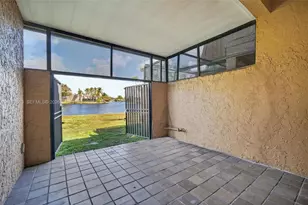 1451 NW 92nd Ave, Pembroke Pines, FL 33024 - Photo 48