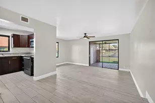 1451 NW 92nd Ave, Pembroke Pines, FL 33024 - Photo 2