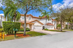 10917 NW 59th St, Doral, FL 33178 - Photo 2