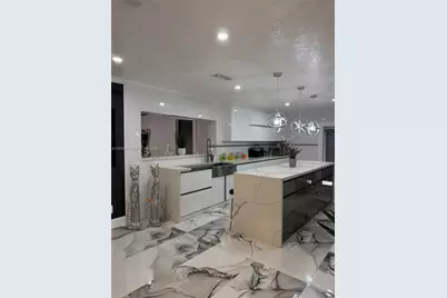 12121 SW 107th St, Miami, FL 33186 - Photo 6