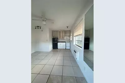 1045 N Andrews Ave #5, Fort Lauderdale, FL 33311 - Photo 2