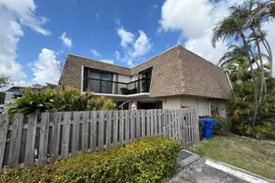 8209 SW 23rd Ct, North Lauderdale, FL 33068 - Photo 2