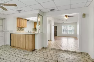 5102 NW 53rd St, Tamarac, FL 33319 - Photo 8