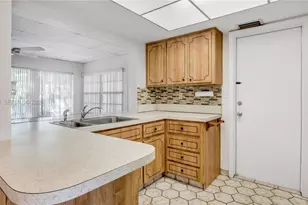 5102 NW 53rd St, Tamarac, FL 33319 - Photo 24