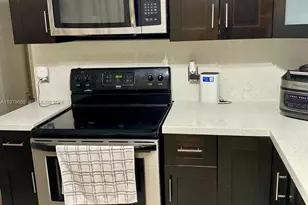 10370 SW 220th St, Cutler Bay, FL 33190 - Photo 2