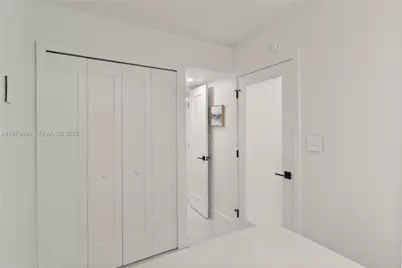 5701 Collins Ave #1619, Miami Beach, FL 33140 - Photo 28