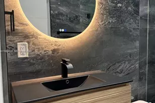 401 NW 131st St, North Miami, FL 33168 - Photo 16