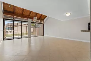 12259 NW 11th St, Pembroke Pines, FL 33026 - Photo 6