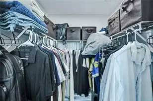 31 SE 5th St, Miami, FL 33131 - Photo 22