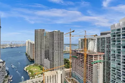 31 SE 5th St #4112, Miami, FL 33131 - Photo 28