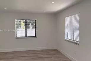 3609 SW 27th St, Miami, FL 33133 - Photo 4