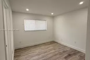 3609 SW 27th St, Miami, FL 33133 - Photo 8