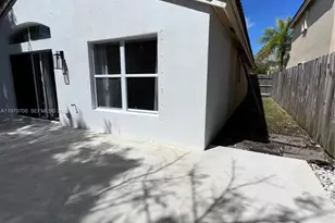 2010 SE 14th St, Homestead, FL 33035 - Photo 16