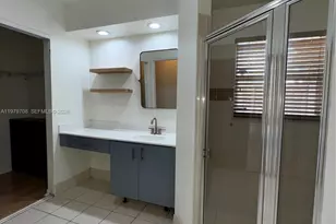 2010 SE 14th St, Homestead, FL 33035 - Photo 10