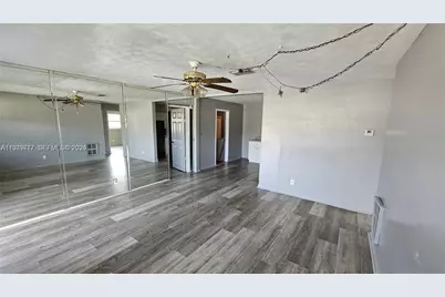 374 NW 31st Ave, Fort Lauderdale, FL 33311 - Photo 8