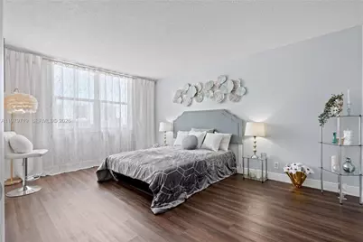 427 Golden Isles Dr #11H, Hallandale Beach, FL 33009 - Photo 12