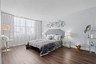 427 Golden Isles Dr, Hallandale Beach, FL 33009 - Photo 12