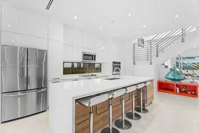 3276 Day Ave #3276, Miami, FL 33133 - Photo 6