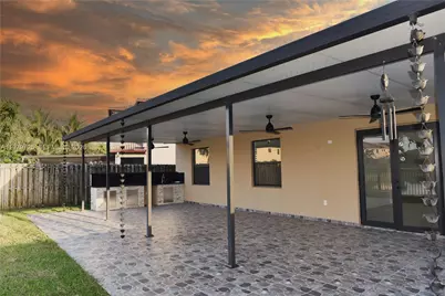 3771 SE 5th Ct, Homestead, FL 33033 - Photo 10