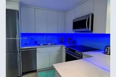 2457 Collins Ave #1605, Miami Beach, FL 33140 - Photo 10