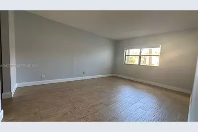 200 Lakeview Dr #111, Weston, FL 33326 - Photo 20