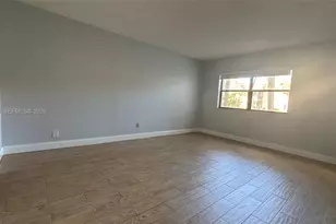 200 Lakeview Dr, Weston, FL 33326 - Photo 20