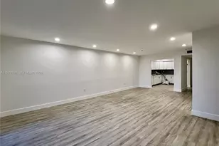 [Address not provided], North Miami, FL 33181 - Photo 2