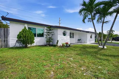 1185 NW 92nd Ave, Pembroke Pines, FL 33024 - Photo 4