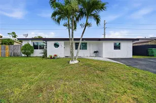 1185 NW 92nd Ave, Pembroke Pines, FL 33024 - Photo 20