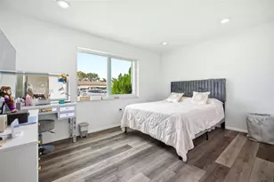 1185 NW 92nd Ave, Pembroke Pines, FL 33024 - Photo 16