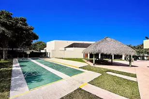 7891 N Sunrise Lakes Dr, Sunrise, FL 33322 - Photo 2