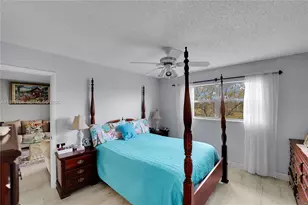 7891 N Sunrise Lakes Dr, Sunrise, FL 33322 - Photo 18