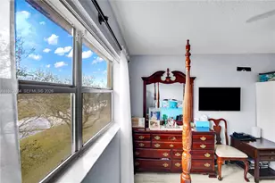 7891 N Sunrise Lakes Dr, Sunrise, FL 33322 - Photo 20