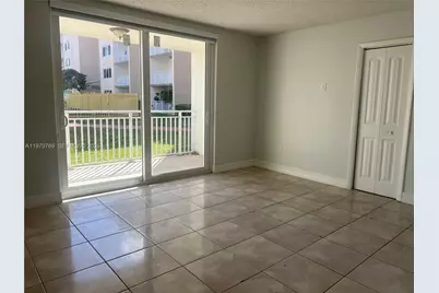6950 Miami Gardens Dr #2-117, Hialeah, FL 33015 - Photo 20