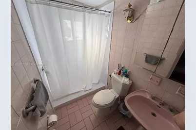 3533 NW 2nd Ter, Miami, FL 33125 - Photo 8