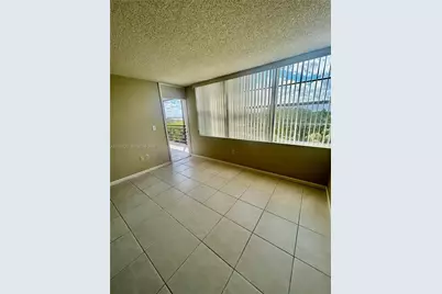 1200 Saint Charles Pl #606, Pembroke Pines, FL 33026 - Photo 10