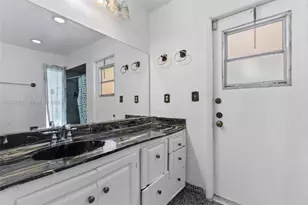 8310 SW 26th Pl, Davie, FL 33328 - Photo 6