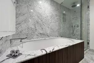 1000 Brickell Plaza, Miami, FL 33131 - Photo 6