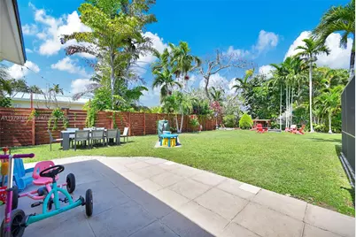 8935 SW 186th Ter, Cutler Bay, FL 33157 - Photo 36