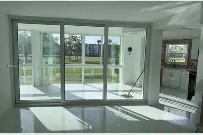 3661 Via Poinciana #206, Lake Worth, FL 33467 - Photo 16