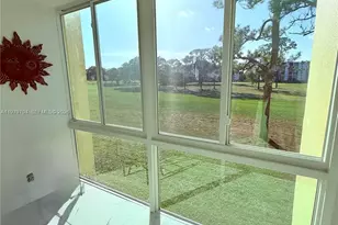 3661 Via Poinciana, Lake Worth, FL 33467 - Photo 22